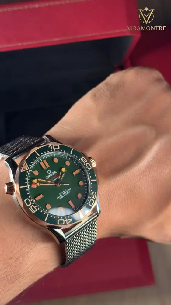 Omega Seamaster Diver Green 42 mm